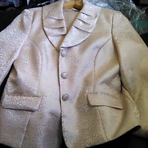 Women's skirt suit cream